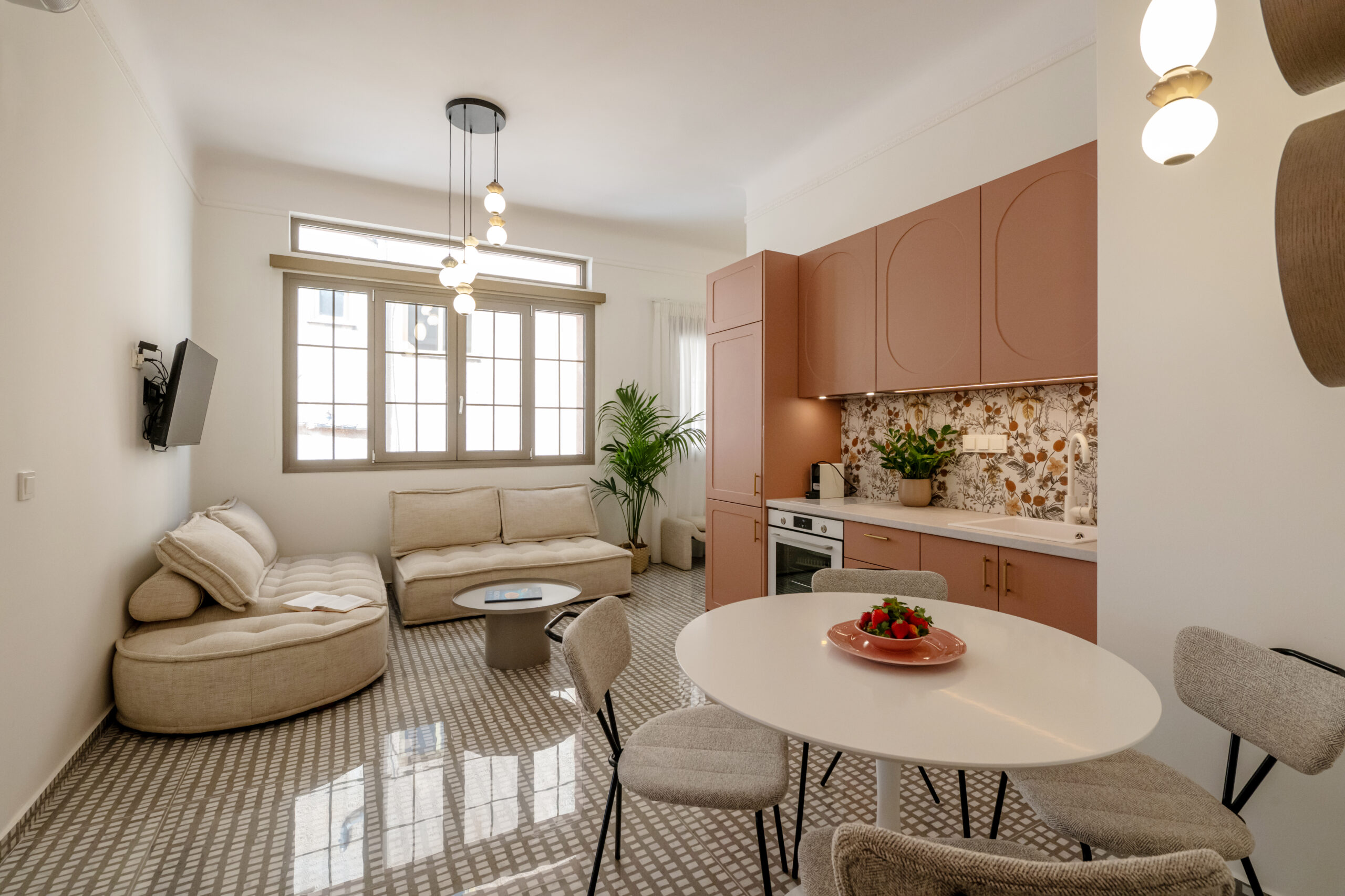airbnb-kalamata-enoikiazomena-domatia-kalamata-xenodocheia-kalamata-diamoni-kalamata-luxury-suites-kalamata